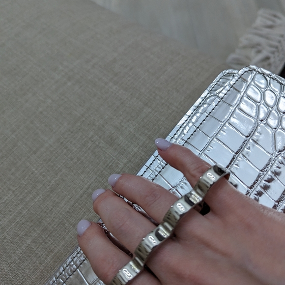 Alexander McQueen Four Ring Satchel - Picture 5 of 14